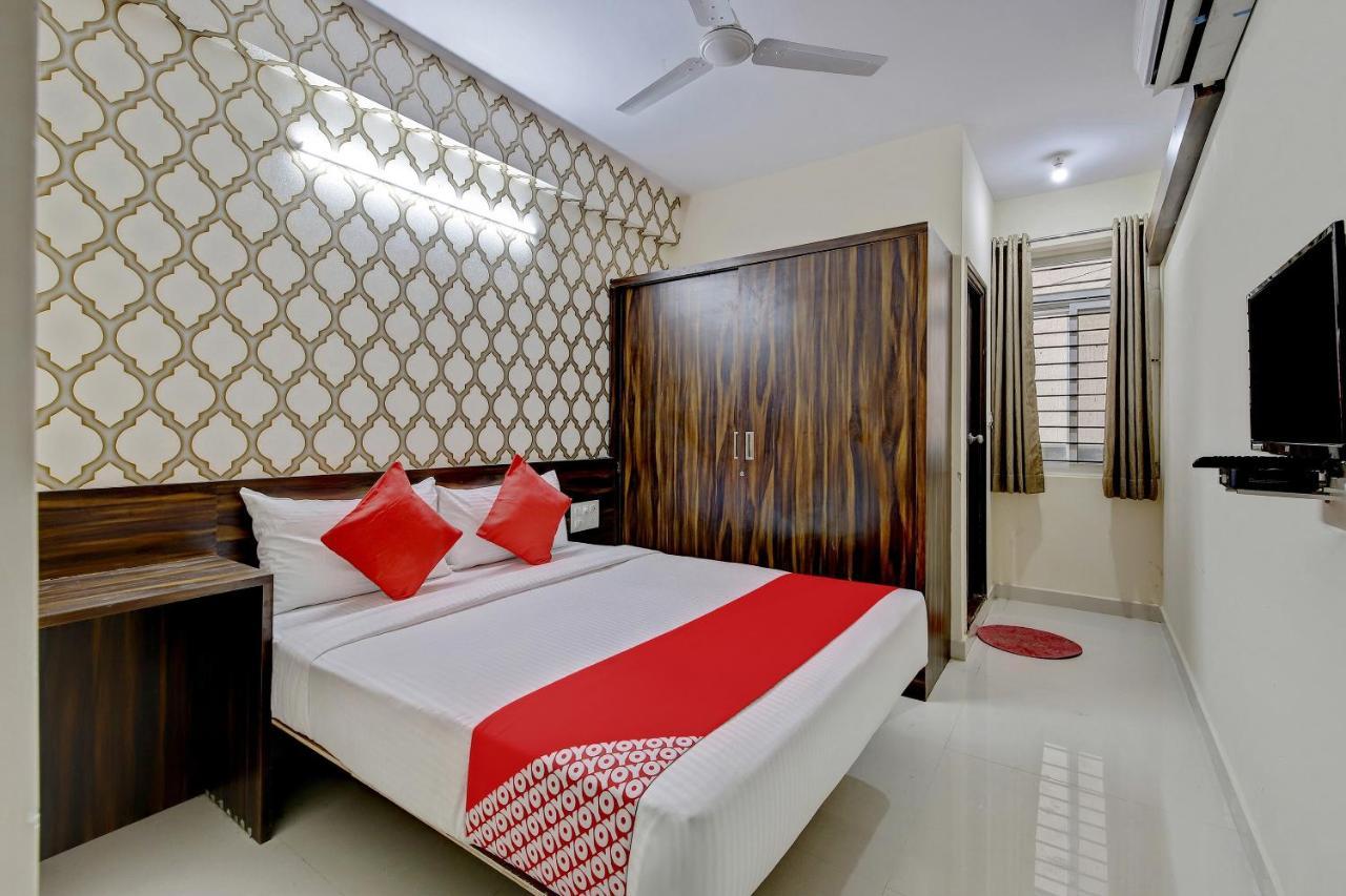 Oyo Flagship Varcity Pearl Near Nexus Mall Koramangala Bangalore Ngoại thất bức ảnh